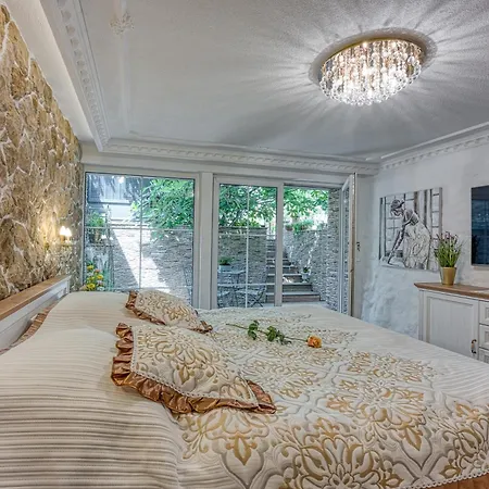 Royal Garden 슈코퍄로카