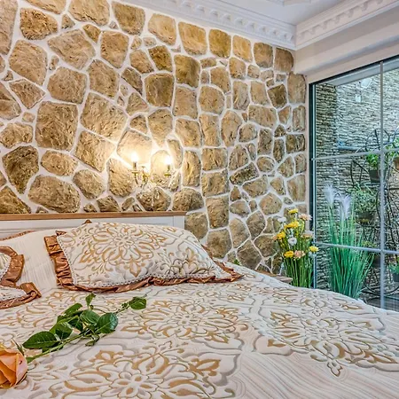 Royal Garden Apartamento Škofja Loka