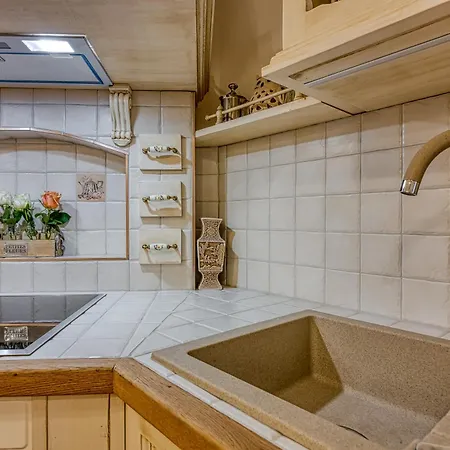 Royal Garden * Шкофья-Лока