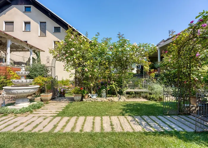 Royal Garden Apartman