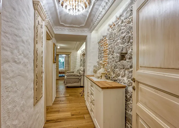 Apartman Royal Garden *